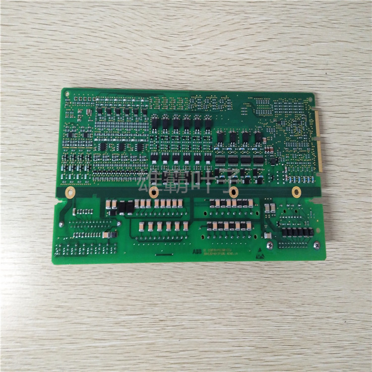 ABB DSQC215 机器人主计算机板 PLC系统备件 操作面板 变频器 电源模块 库存有货