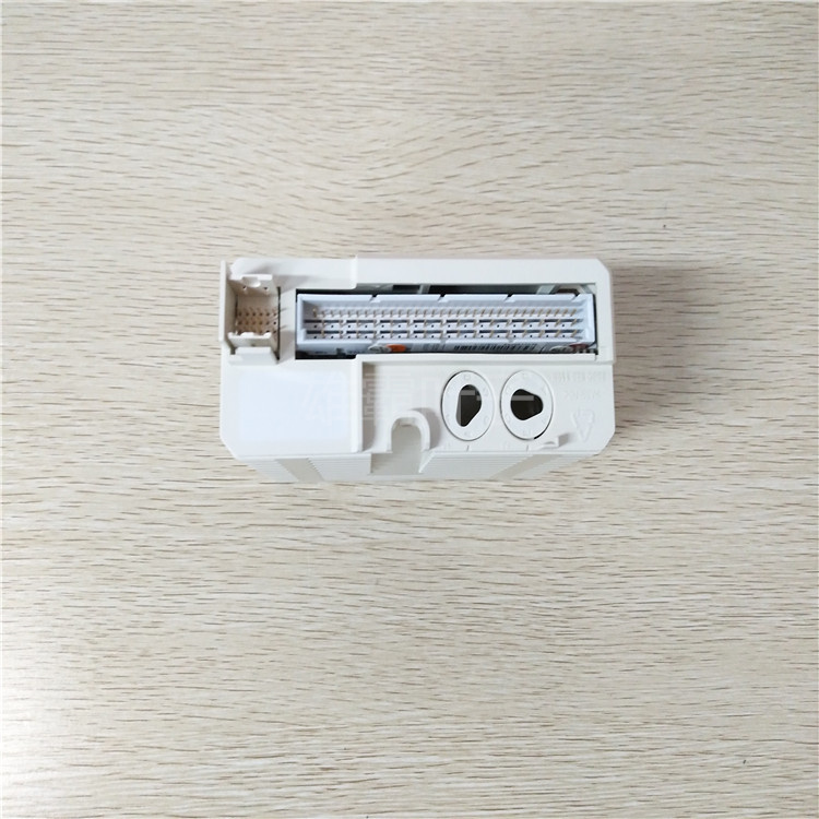 ABB DSDX452 输出模块 继电器底座 控制器模块 变频器 PLC系统备件 电源模块 库存有货